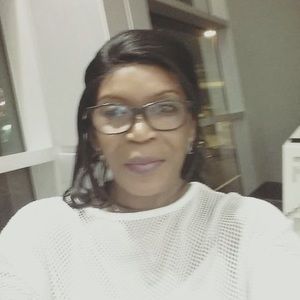 Meet your Posher, Ivyline